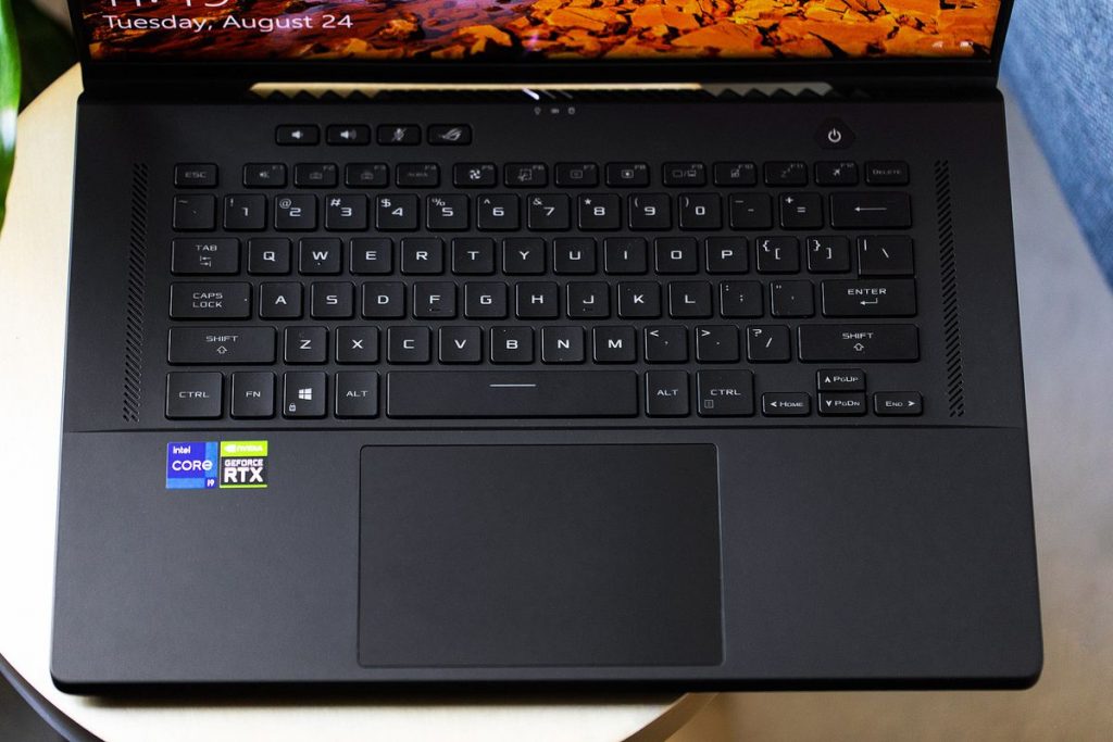 Asus ROG Zephyrus M16 review: overpriced and underpowered